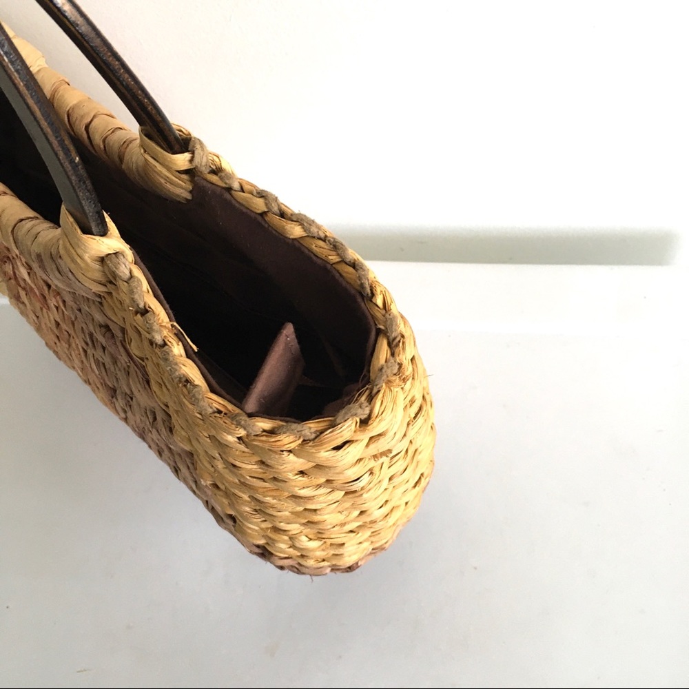 (SOLD) Straw Tote Bag With Round Wood Handles - Picture 6 of 13